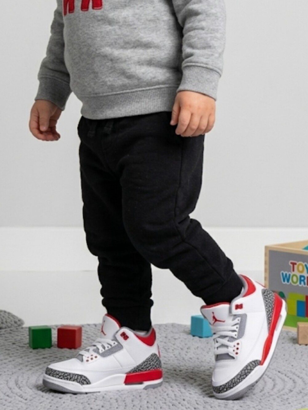 Nike Air Jordan 3 Retro Fire Red